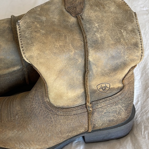 Ariat boots - Picture 2 of 4